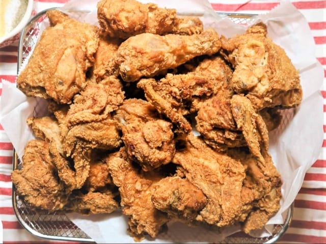 100PCS Fried Mix Chicken.
